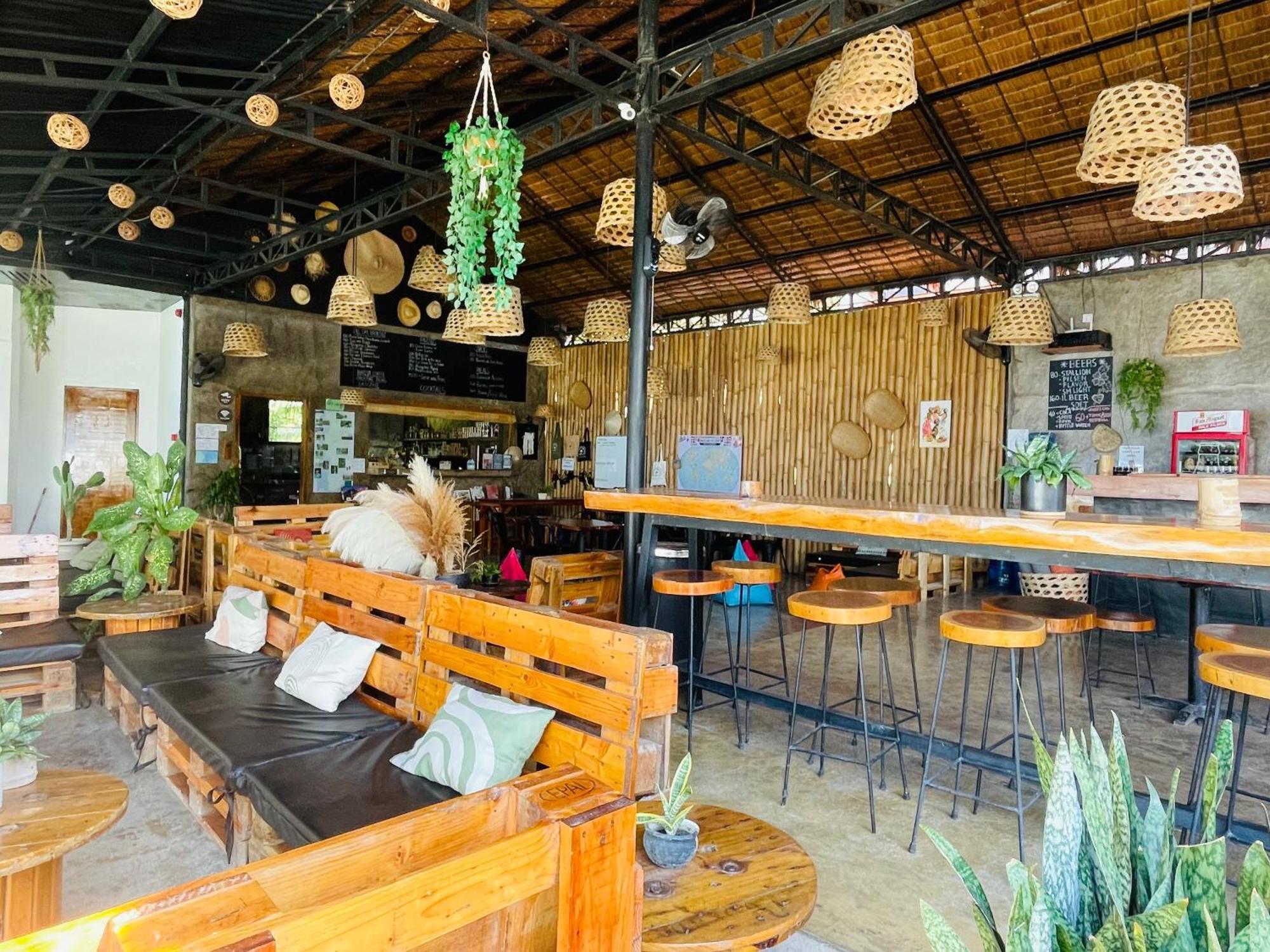 Maayong Hostel (Adults Only) Moalboal Exterior foto